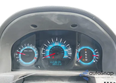 2010 Ford Fusion Se z USA, uszkodzony, nr VIN 3FAHP0HG0AR336352